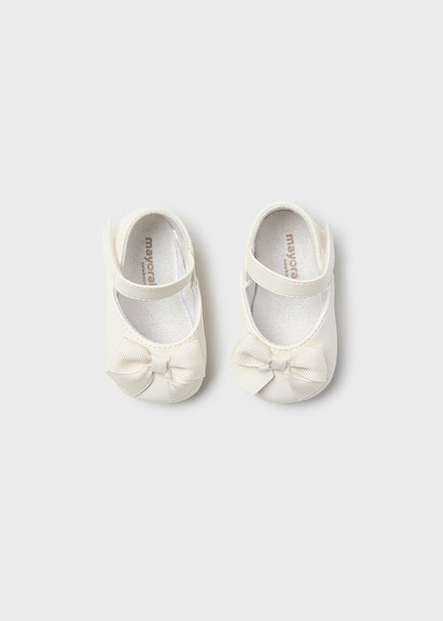 Ivory Bow Shoe w/ Headband image 3