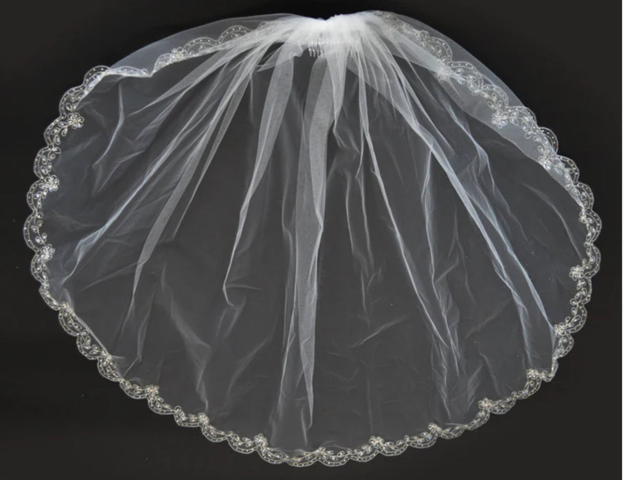Anastasia & Kate Veil w/ BH2202 Bella Bow Size 8