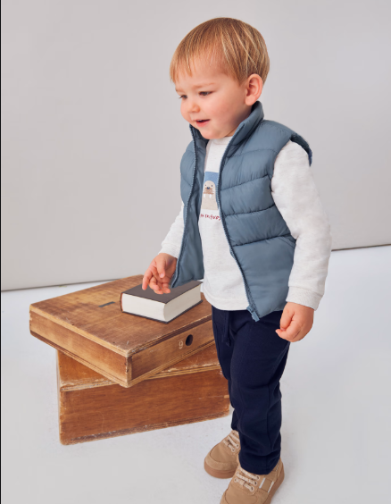 Arctic Friends 3-Piece Outfit (Vest, Sweatshirt & Joggers)