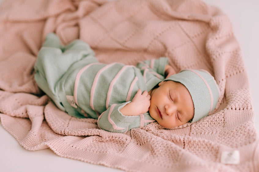 Knit Blankets image 9