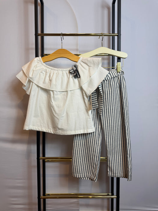 Flower Detail Blouse w/ Striped Pants