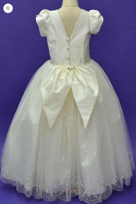 Anastasia & Kate Veil w/ BH2202 Bella Bow Size 8