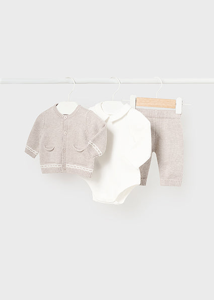 Beige 3pc Knit Set image 0