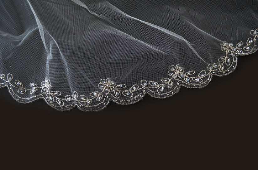 Kate - Diamond White w/ Veil 2025 Bella Bow image 4