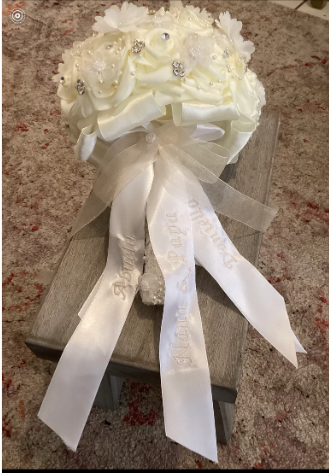 Christie Helene Bouquet to Match