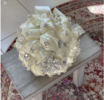 Christie Helene Bouquet to Match